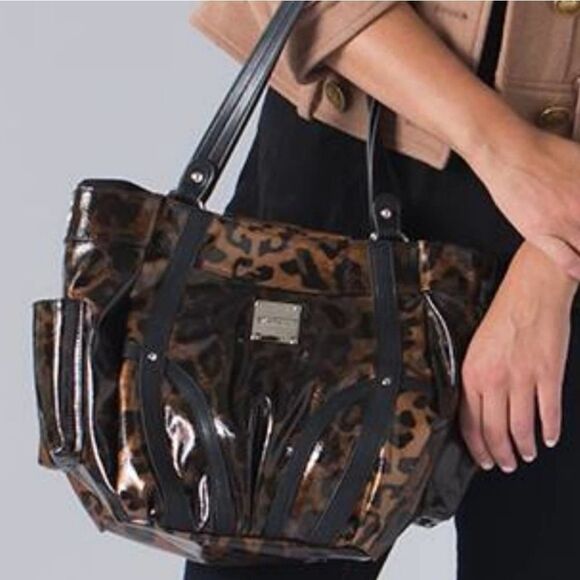 Miche Demi Lisa Leopard Print Shell - Picture 2 of 6